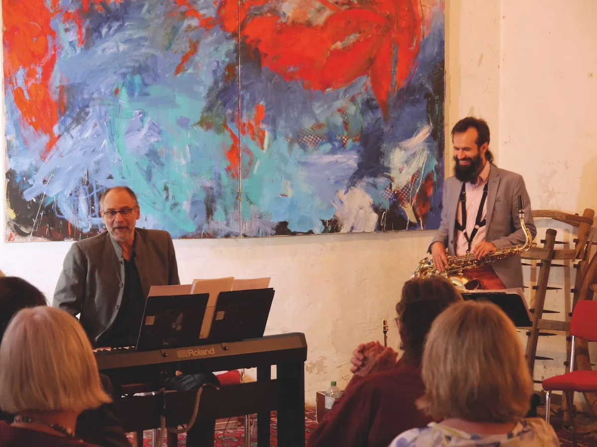 Peter Klohmann am Saxophon und Frank Reichart am E-Piano